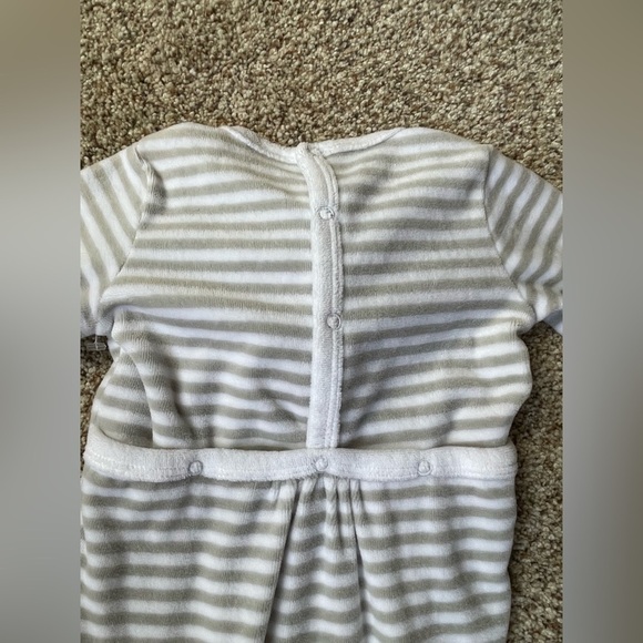 Rock A Bye Baby Onesie With Mini Teddy Bear NWOT - Picture 4 of 8